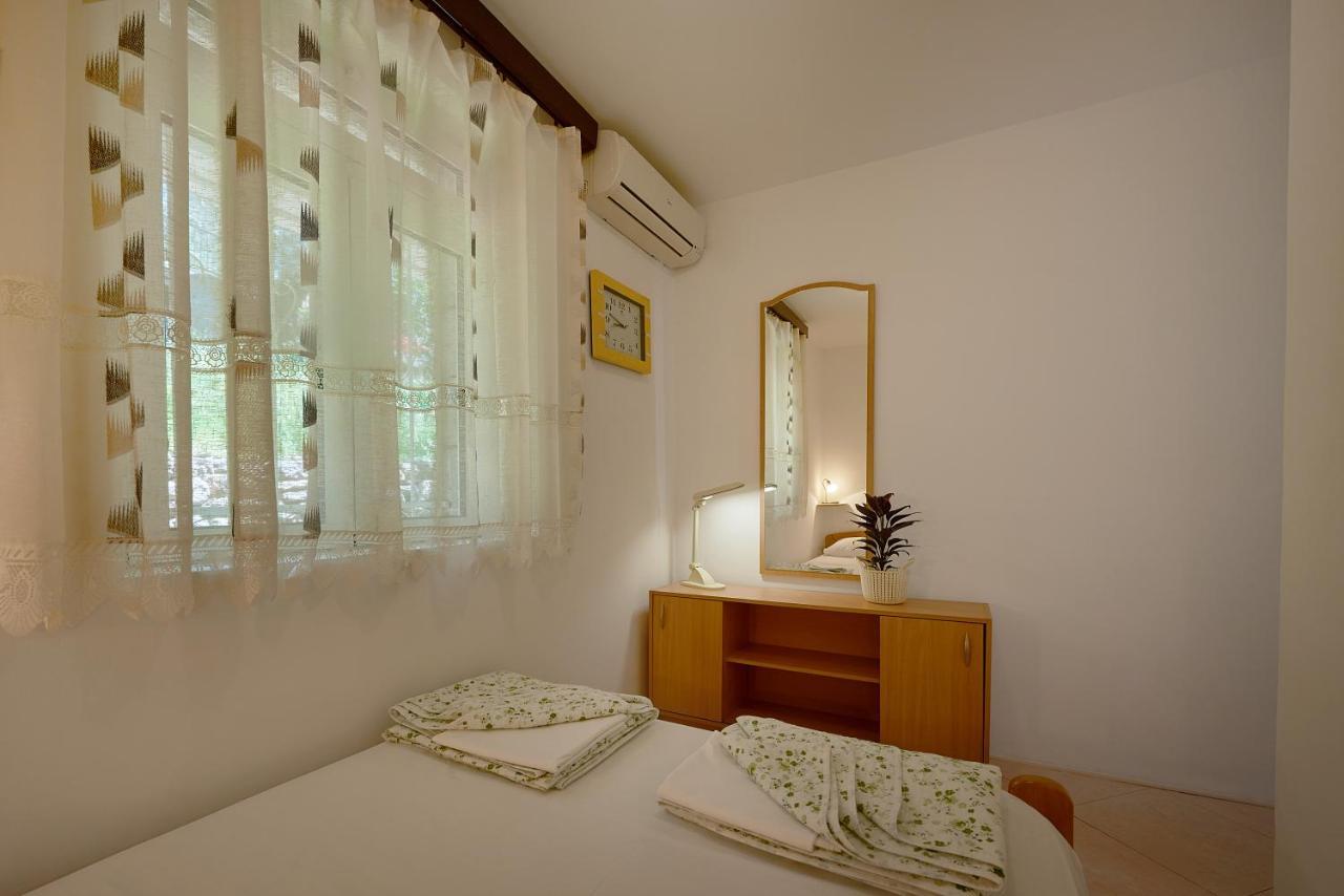 Apartmani Kuca U Maslinama Sveti Stefan Exteriér fotografie