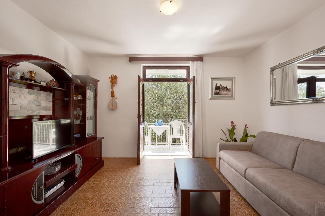 Apartmani Kuca U Maslinama Sveti Stefan Exteriér fotografie