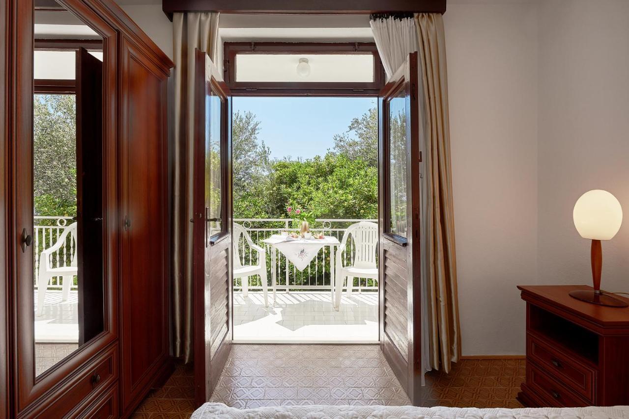 Apartmani Kuca U Maslinama Sveti Stefan Exteriér fotografie