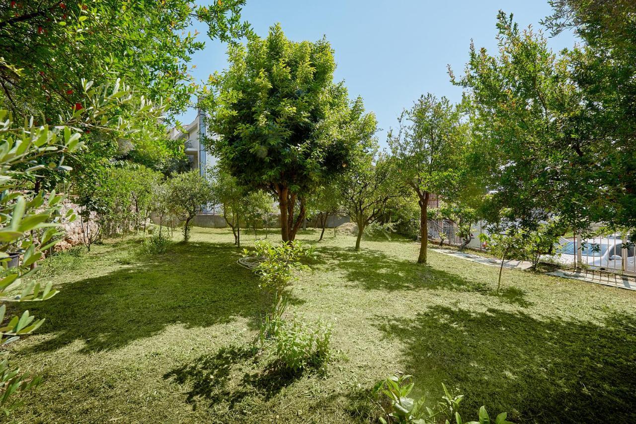 Apartmani Kuca U Maslinama Sveti Stefan Exteriér fotografie