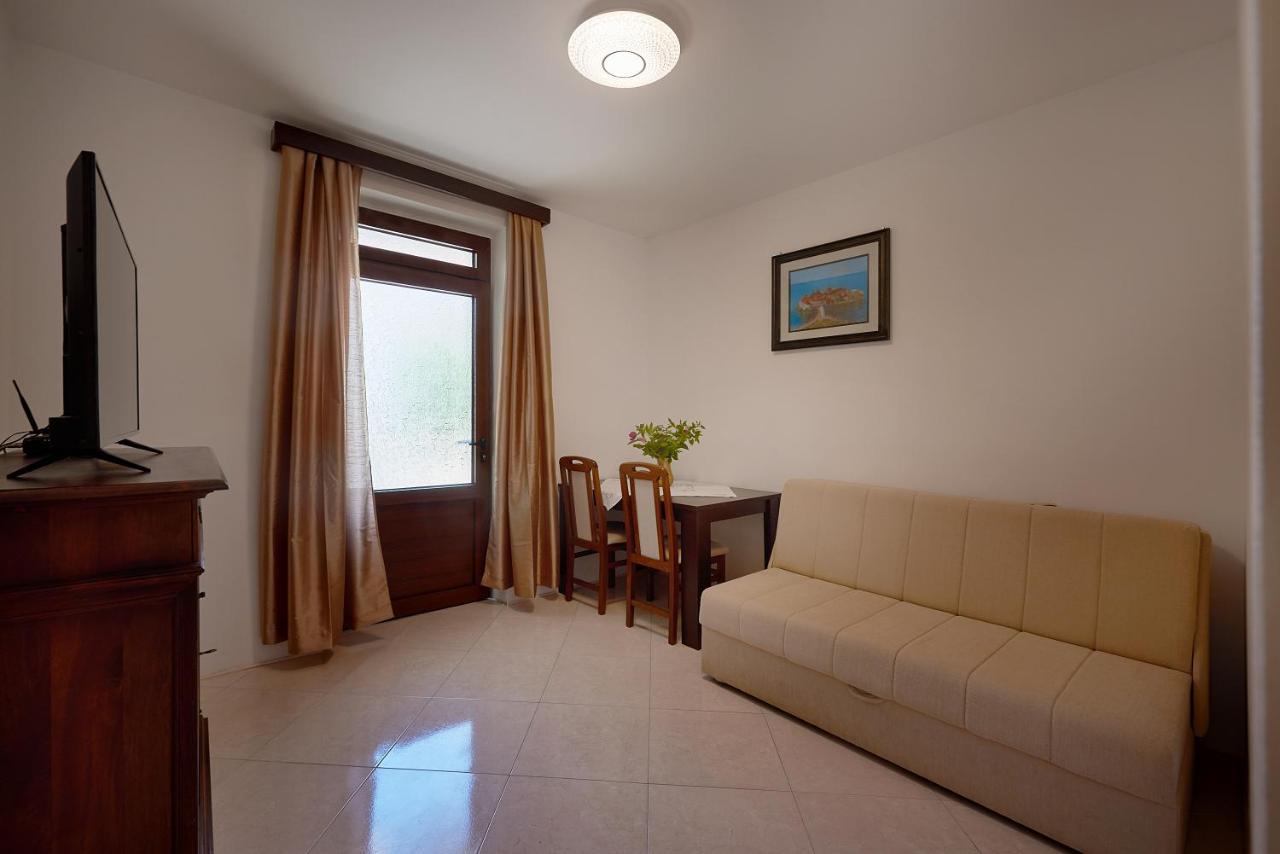 Apartmani Kuca U Maslinama Sveti Stefan Exteriér fotografie